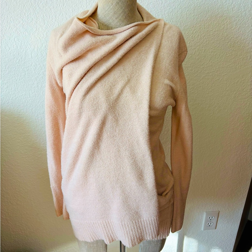 Women’s soft pink cross-snap cardigan
